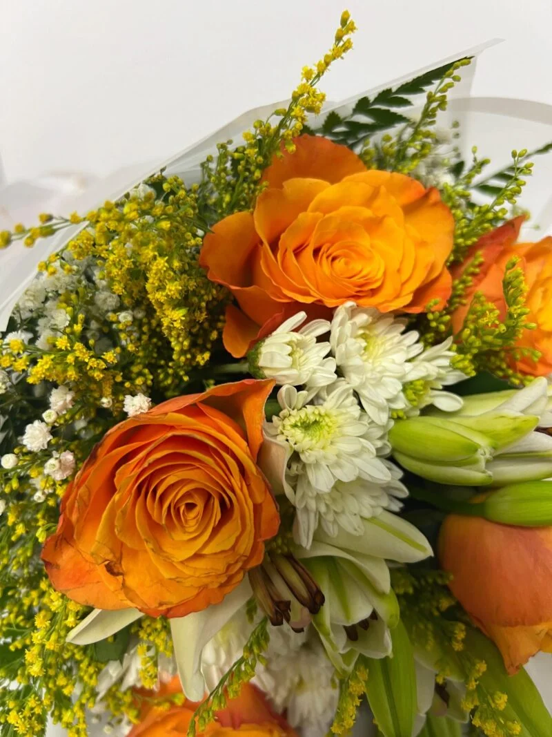 ⁦باقة يد صغيرة | برتقالي⁩ - الصورة ⁦2⁩