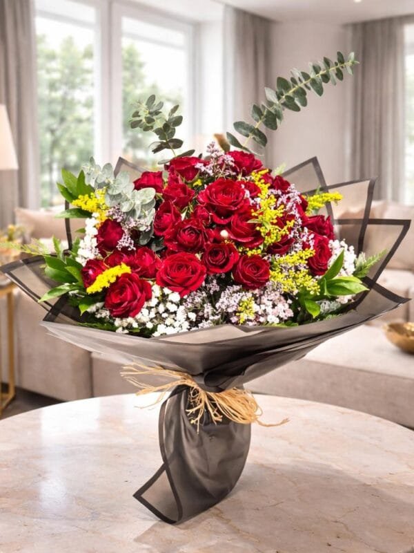 أحمر أربعة عشر  غلاف أسود