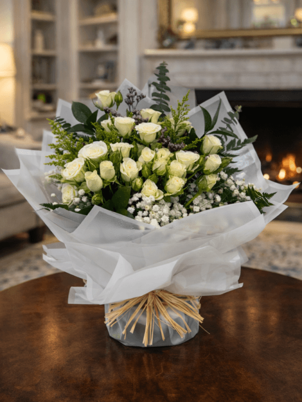 ابيض خمسة غلاف ابيض